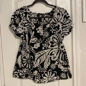 Marina Luna black and white blouse
